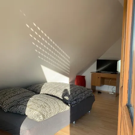 Sonnige Dachwohnung * Feucht